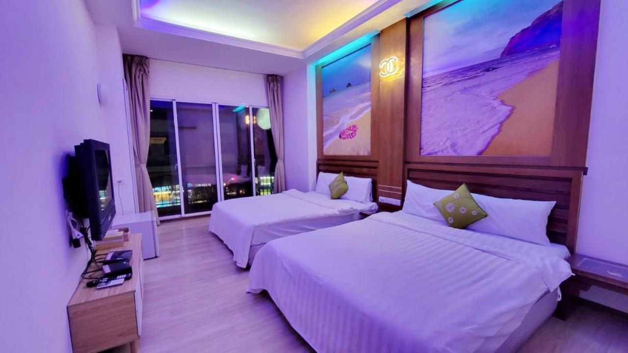 Holiday Hostel Кендин Екстериор снимка